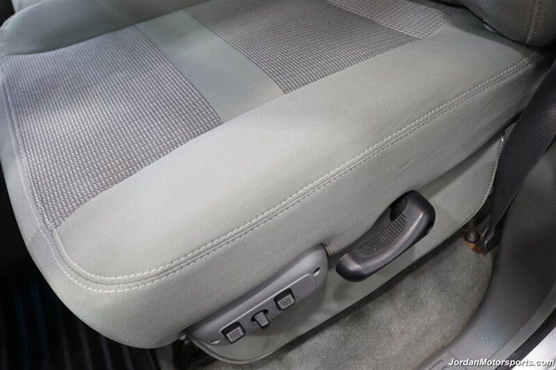 2006 Dodge Ram 2500 SLT  LONG BED 5.9L CUMMINS HIGH OUTPUT* NEVER HAD A 5TH WHEEL OR GOOSENECK* NEW 10-PLY TIRES* REAR AIRBAGS W/ONBOARD COMPRESSOR* BIG HORN PKG* FRESH SERVICE* CAMPER PKG* ALL KEYS & BOOKS - Photo 70 - Portland, OR 97230