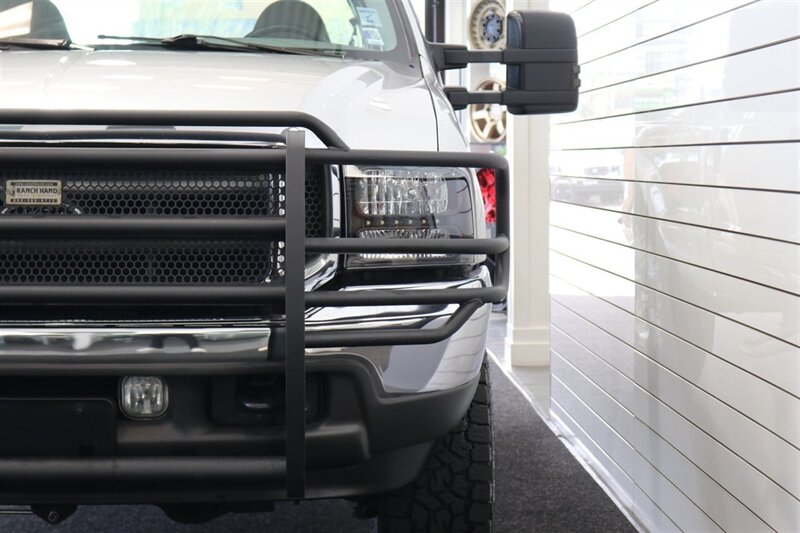 2001 Ford F-350 XLT  1-OWNER* 100% RUST FREE* NEW 2.5 " BILSTEIN LEVEL KIT* NEW 35 " TOYO'S 10-PLYS* FULL SERVICE W/ NEW FLUIDS-FILTERS-AC SERVICE-DOOR LOCKS* ALL ORIGINAL BOOKS-WINDOW STICKER-SERVICE RECORDS - Photo 48 - Portland, OR 97230