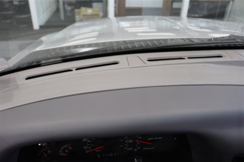 2001 Ford F-350 XLT  1-OWNER* 100% RUST FREE* NEW 2.5 " BILSTEIN LEVEL KIT* NEW 35 " TOYO'S 10-PLYS* FULL SERVICE W/ NEW FLUIDS-FILTERS-AC SERVICE-DOOR LOCKS* ALL ORIGINAL BOOKS-WINDOW STICKER-SERVICE RECORDS - Photo 89 - Portland, OR 97230