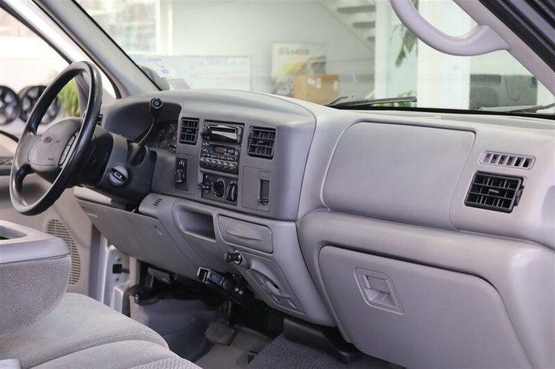 2001 Ford F-350 XLT  1-OWNER* 100% RUST FREE* NEW 2.5 " BILSTEIN LEVEL KIT* NEW 35 " TOYO'S 10-PLYS* FULL SERVICE W/ NEW FLUIDS-FILTERS-AC SERVICE-DOOR LOCKS* ALL ORIGINAL BOOKS-WINDOW STICKER-SERVICE RECORDS - Photo 86 - Portland, OR 97230