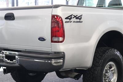 2001 Ford F-350 XLT  1-OWNER* 100% RUST FREE* NEW 2.5 " BILSTEIN LEVEL KIT* NEW 35 " TOYO'S 10-PLYS* FULL SERVICE W/ NEW FLUIDS-FILTERS-AC SERVICE-DOOR LOCKS* ALL ORIGINAL BOOKS-WINDOW STICKER-SERVICE RECORDS - Photo 12 - Portland, OR 97230