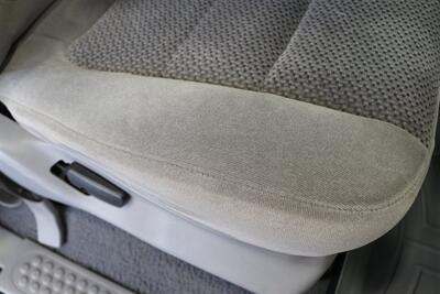 2001 Ford F-350 XLT  1-OWNER* 100% RUST FREE* NEW 2.5 " BILSTEIN LEVEL KIT* NEW 35 " TOYO'S 10-PLYS* FULL SERVICE W/ NEW FLUIDS-FILTERS-AC SERVICE-DOOR LOCKS* ALL ORIGINAL BOOKS-WINDOW STICKER-SERVICE RECORDS - Photo 67 - Portland, OR 97230