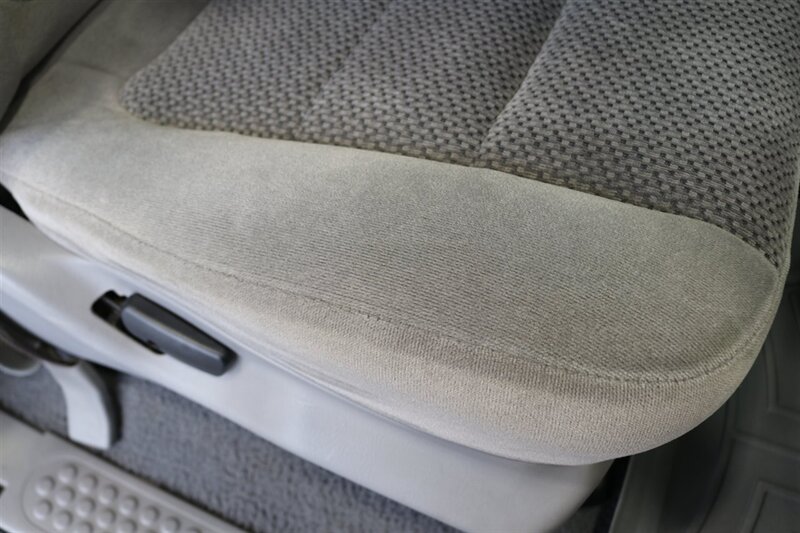 2001 Ford F-350 XLT  1-OWNER* 100% RUST FREE* NEW 2.5 " BILSTEIN LEVEL KIT* NEW 35 " TOYO'S 10-PLYS* FULL SERVICE W/ NEW FLUIDS-FILTERS-AC SERVICE-DOOR LOCKS* ALL ORIGINAL BOOKS-WINDOW STICKER-SERVICE RECORDS - Photo 67 - Portland, OR 97230