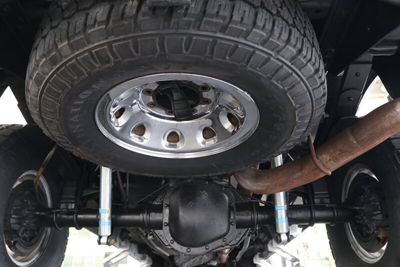 2001 Ford F-350 XLT  1-OWNER* 100% RUST FREE* NEW 2.5 " BILSTEIN LEVEL KIT* NEW 35 " TOYO'S 10-PLYS* FULL SERVICE W/ NEW FLUIDS-FILTERS-AC SERVICE-DOOR LOCKS* ALL ORIGINAL BOOKS-WINDOW STICKER-SERVICE RECORDS - Photo 35 - Portland, OR 97230