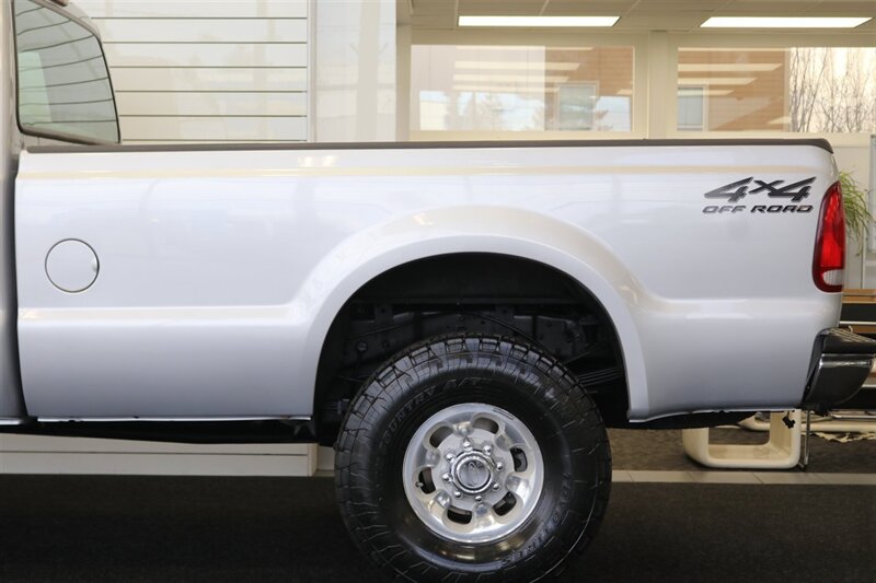 2001 Ford F-350 XLT  1-OWNER* 100% RUST FREE* NEW 2.5 " BILSTEIN LEVEL KIT* NEW 35 " TOYO'S 10-PLYS* FULL SERVICE W/ NEW FLUIDS-FILTERS-AC SERVICE-DOOR LOCKS* ALL ORIGINAL BOOKS-WINDOW STICKER-SERVICE RECORDS - Photo 46 - Portland, OR 97230