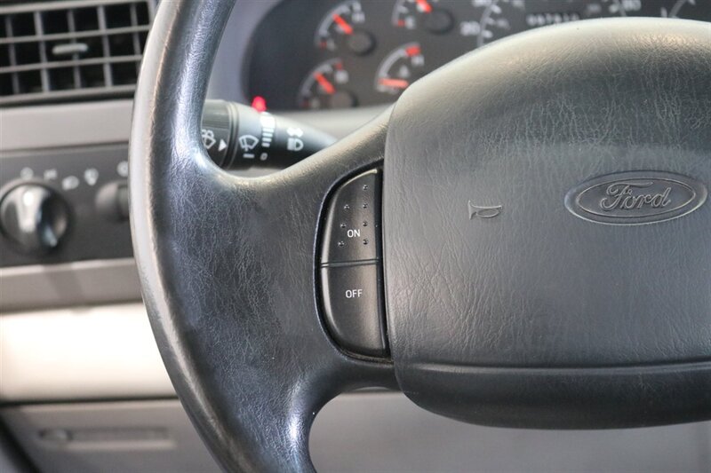 2001 Ford F-350 XLT  1-OWNER* 100% RUST FREE* NEW 2.5 " BILSTEIN LEVEL KIT* NEW 35 " TOYO'S 10-PLYS* FULL SERVICE W/ NEW FLUIDS-FILTERS-AC SERVICE-DOOR LOCKS* ALL ORIGINAL BOOKS-WINDOW STICKER-SERVICE RECORDS - Photo 84 - Portland, OR 97230