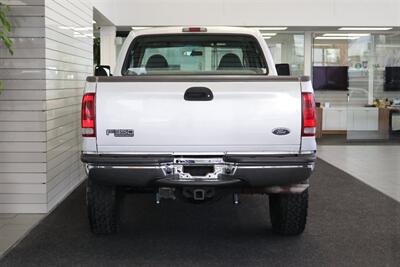 2001 Ford F-350 XLT  1-OWNER* 100% RUST FREE* NEW 2.5 " BILSTEIN LEVEL KIT* NEW 35 " TOYO'S 10-PLYS* FULL SERVICE W/ NEW FLUIDS-FILTERS-AC SERVICE-DOOR LOCKS* ALL ORIGINAL BOOKS-WINDOW STICKER-SERVICE RECORDS - Photo 9 - Portland, OR 97230