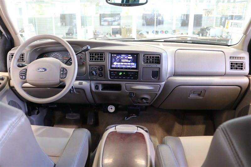 2004 Ford Excursion Eddie Bauer 1-OWNER* 100% RUST FREE* NEW 3 " FABTEC LEVEL LIFT W/ BILSTEIN 5100 SERIES SHOCKS* NEW 35 " BFG KO3* NEW 16 " PRO COMP WHEELS* UPDATED NEW SIDE MIRRORS* 05 FRONT GRILL PAINT MATCHED - Photo 18 - Portland, OR 97230
