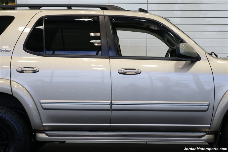 2006 Toyota Sequoia Limited   - Photo 31 - Portland, OR 97230