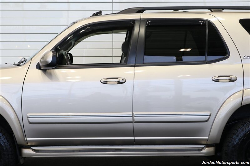 2006 Toyota Sequoia Limited   - Photo 21 - Portland, OR 97230