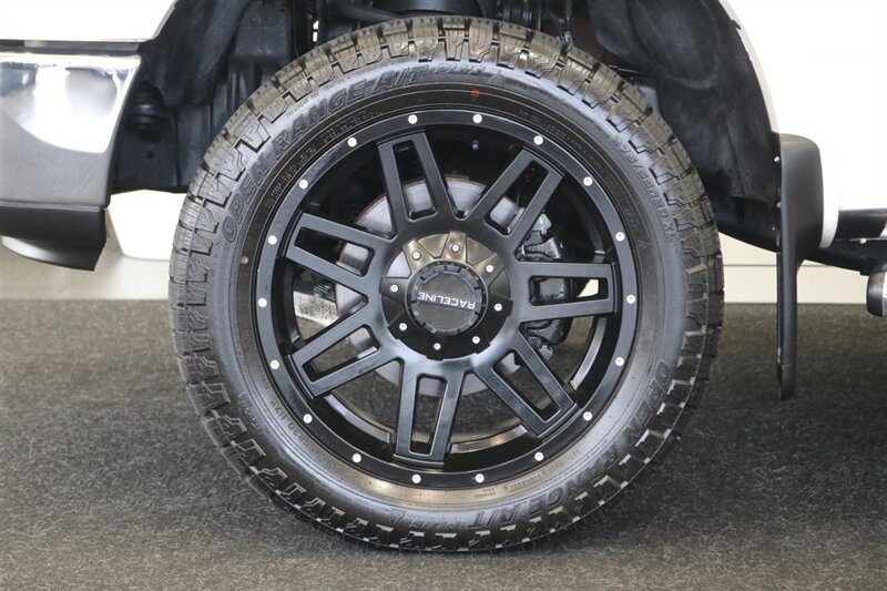 2007 Ford F-150 Lariat  ONLY 81K MLS* 0-ACCIDENTS* MOON ROOF* NEW 20 "WHEELS W/ A/T TIRES* NEW BRAKES-ROTORS-CALIPERS-BRAKE FLUID-COOLANT-FILTERS* PERFECT INTERIOR & EXTERIOR* NO RUST* ALL BOOKS-KEYS-WINDOW STICKER - Photo 22 - Portland, OR 97230