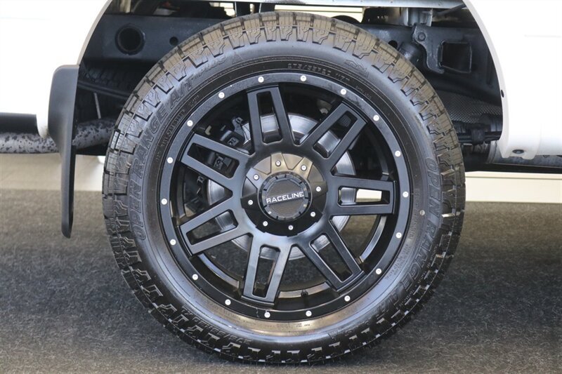 2007 Ford F-150 Lariat  ONLY 81K MLS* 0-ACCIDENTS* MOON ROOF* NEW 20 "WHEELS W/ A/T TIRES* NEW BRAKES-ROTORS-CALIPERS-BRAKE FLUID-COOLANT-FILTERS* PERFECT INTERIOR & EXTERIOR* NO RUST* ALL BOOKS-KEYS-WINDOW STICKER - Photo 46 - Portland, OR 97230