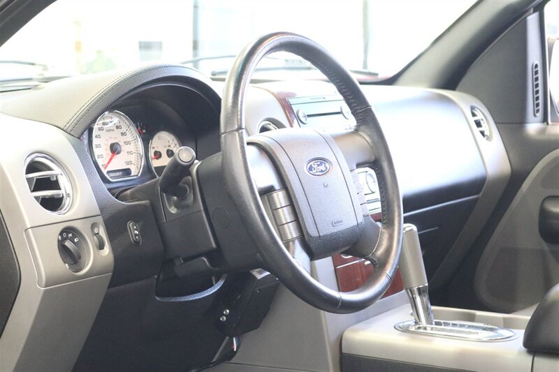 2007 Ford F-150 Lariat  ONLY 81K MLS* 0-ACCIDENTS* MOON ROOF* NEW 20 "WHEELS W/ A/T TIRES* NEW BRAKES-ROTORS-CALIPERS-BRAKE FLUID-COOLANT-FILTERS* PERFECT INTERIOR & EXTERIOR* NO RUST* ALL BOOKS-KEYS-WINDOW STICKER - Photo 76 - Portland, OR 97230