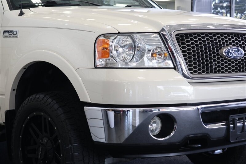 2007 Ford F-150 Lariat  ONLY 81K MLS* 0-ACCIDENTS* MOON ROOF* NEW 20 "WHEELS W/ A/T TIRES* NEW BRAKES-ROTORS-CALIPERS-BRAKE FLUID-COOLANT-FILTERS* PERFECT INTERIOR & EXTERIOR* NO RUST* ALL BOOKS-KEYS-WINDOW STICKER - Photo 13 - Portland, OR 97230