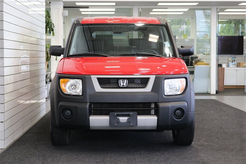 2005 Honda Element EX  1-OWNER* 100% RUST FREE* 4WD* 5-SPEED MANUAL* ALL SERVICE @HONDA DEALER* 0-ACCIDENTS* NON-SMOKER* NO PETS* FRESH SERVICE W/ NEW FLUIDS -BELTS-FLUIDS-AC CHARGE* BOOKS & 2-KEYS - Photo 8 - Portland, OR 97230