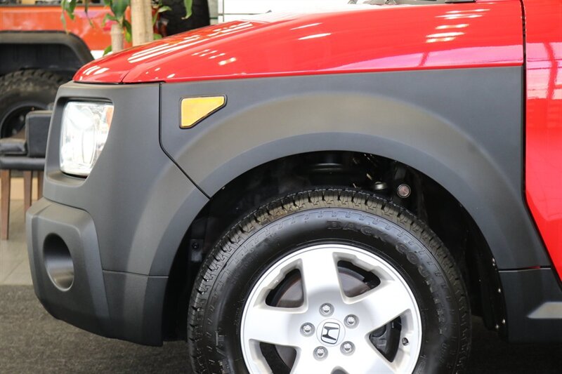 2005 Honda Element EX  1-OWNER* 100% RUST FREE* 4WD* 5-SPEED MANUAL* ALL SERVICE @HONDA DEALER* 0-ACCIDENTS* NON-SMOKER* NO PETS* FRESH SERVICE W/ NEW FLUIDS -BELTS-FLUIDS-AC CHARGE* BOOKS & 2-KEYS - Photo 50 - Portland, OR 97230