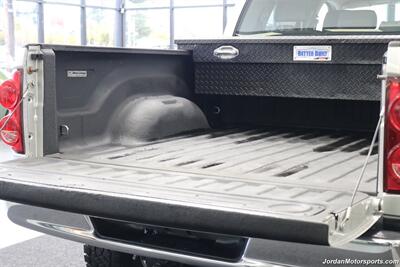 2007 Dodge Ram 2500 SLT 1-OWNER* 6-SPEED MANUAL CUMMINS 6.7L TUNED* 35 "TOYOS W/ 17 " INNOV8 WHEELS* NEW BRAKES-ROTORS-CALIPERS-AC RECHARGE-COOLANT FLUSH-BRAKE FLUID* HEATED LEATHER SEATS* 6-PASSENGER* - Photo 49 - Portland, OR 97230