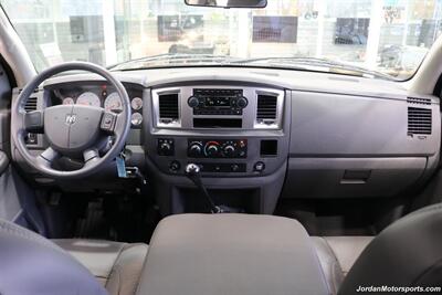 2007 Dodge Ram 2500 SLT 1-OWNER* 6-SPEED MANUAL CUMMINS 6.7L TUNED* 35 "TOYOS W/ 17 " INNOV8 WHEELS* NEW BRAKES-ROTORS-CALIPERS-AC RECHARGE-COOLANT FLUSH-BRAKE FLUID* HEATED LEATHER SEATS* 6-PASSENGER* - Photo 20 - Portland, OR 97230