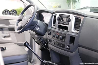 2007 Dodge Ram 2500 SLT 1-OWNER* 6-SPEED MANUAL CUMMINS 6.7L TUNED* 35 "TOYOS W/ 17 " INNOV8 WHEELS* NEW BRAKES-ROTORS-CALIPERS-AC RECHARGE-COOLANT FLUSH-BRAKE FLUID* HEATED LEATHER SEATS* 6-PASSENGER* - Photo 81 - Portland, OR 97230
