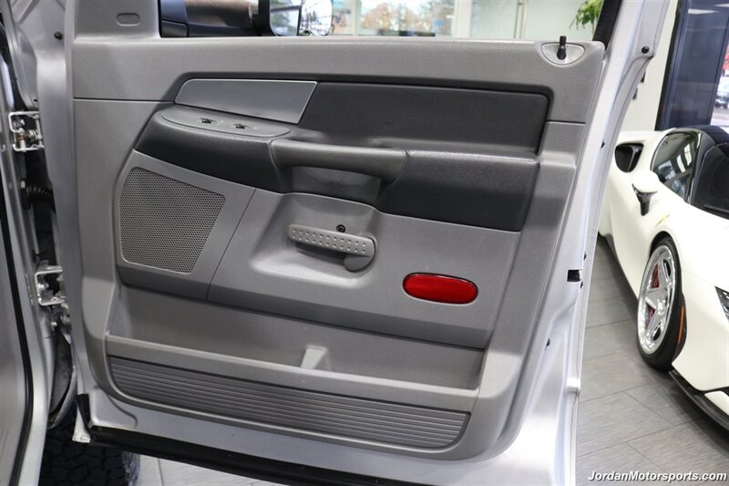 2007 Dodge Ram 2500 SLT 1-OWNER* 6-SPEED MANUAL CUMMINS 6.7L TUNED* 35 "TOYOS W/ 17 " INNOV8 WHEELS* NEW BRAKES-ROTORS-CALIPERS-AC RECHARGE-COOLANT FLUSH-BRAKE FLUID* HEATED LEATHER SEATS* 6-PASSENGER* - Photo 65 - Portland, OR 97230