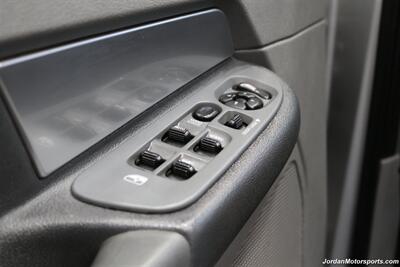 2007 Dodge Ram 2500 SLT 1-OWNER* 6-SPEED MANUAL CUMMINS 6.7L TUNED* 35 "TOYOS W/ 17 " INNOV8 WHEELS* NEW BRAKES-ROTORS-CALIPERS-AC RECHARGE-COOLANT FLUSH-BRAKE FLUID* HEATED LEATHER SEATS* 6-PASSENGER* - Photo 90 - Portland, OR 97230