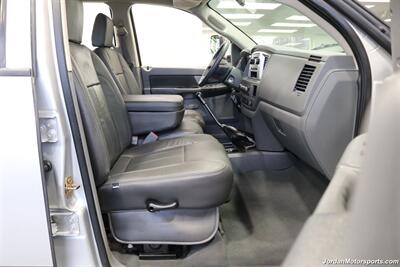 2007 Dodge Ram 2500 SLT 1-OWNER* 6-SPEED MANUAL CUMMINS 6.7L TUNED* 35 "TOYOS W/ 17 " INNOV8 WHEELS* NEW BRAKES-ROTORS-CALIPERS-AC RECHARGE-COOLANT FLUSH-BRAKE FLUID* HEATED LEATHER SEATS* 6-PASSENGER* - Photo 87 - Portland, OR 97230