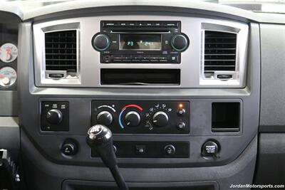 2007 Dodge Ram 2500 SLT 1-OWNER* 6-SPEED MANUAL CUMMINS 6.7L TUNED* 35 "TOYOS W/ 17 " INNOV8 WHEELS* NEW BRAKES-ROTORS-CALIPERS-AC RECHARGE-COOLANT FLUSH-BRAKE FLUID* HEATED LEATHER SEATS* 6-PASSENGER* - Photo 21 - Portland, OR 97230