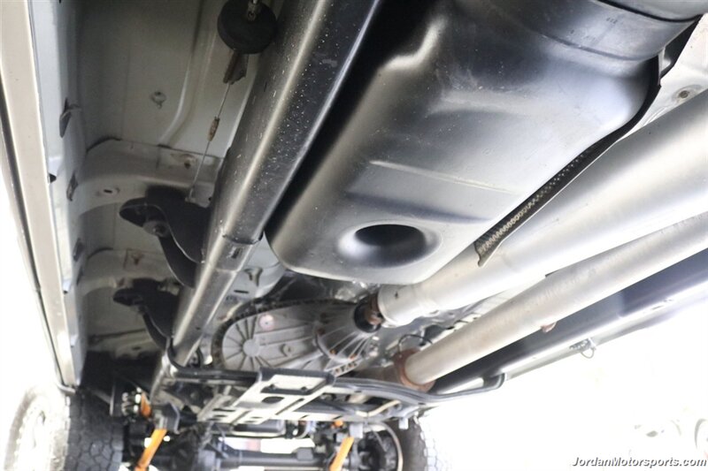 2007 Dodge Ram 2500 SLT 1-OWNER* 6-SPEED MANUAL CUMMINS 6.7L TUNED* 35 "TOYOS W/ 17 " INNOV8 WHEELS* NEW BRAKES-ROTORS-CALIPERS-AC RECHARGE-COOLANT FLUSH-BRAKE FLUID* HEATED LEATHER SEATS* 6-PASSENGER* - Photo 24 - Portland, OR 97230