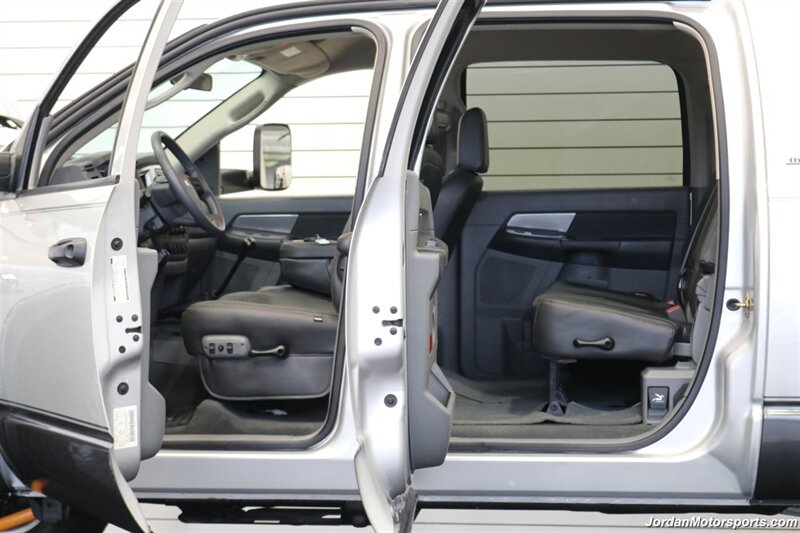 2007 Dodge Ram 2500 SLT 1-OWNER* 6-SPEED MANUAL CUMMINS 6.7L TUNED* 35 "TOYOS W/ 17 " INNOV8 WHEELS* NEW BRAKES-ROTORS-CALIPERS-AC RECHARGE-COOLANT FLUSH-BRAKE FLUID* HEATED LEATHER SEATS* 6-PASSENGER* - Photo 40 - Portland, OR 97230