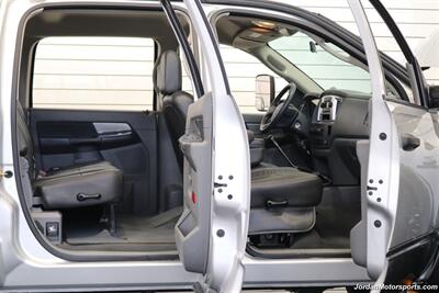 2007 Dodge Ram 2500 SLT 1-OWNER* 6-SPEED MANUAL CUMMINS 6.7L TUNED* 35 "TOYOS W/ 17 " INNOV8 WHEELS* NEW BRAKES-ROTORS-CALIPERS-AC RECHARGE-COOLANT FLUSH-BRAKE FLUID* HEATED LEATHER SEATS* 6-PASSENGER* - Photo 41 - Portland, OR 97230