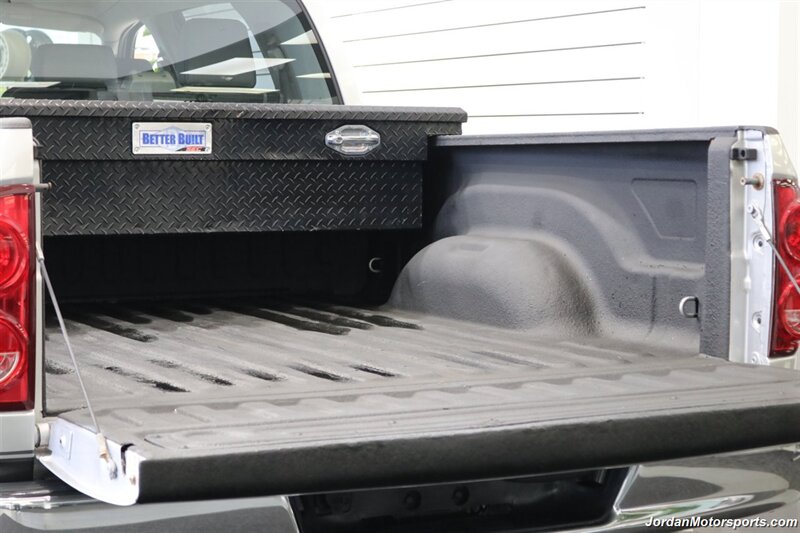 2007 Dodge Ram 2500 SLT 1-OWNER* 6-SPEED MANUAL CUMMINS 6.7L TUNED* 35 "TOYOS W/ 17 " INNOV8 WHEELS* NEW BRAKES-ROTORS-CALIPERS-AC RECHARGE-COOLANT FLUSH-BRAKE FLUID* HEATED LEATHER SEATS* 6-PASSENGER* - Photo 48 - Portland, OR 97230