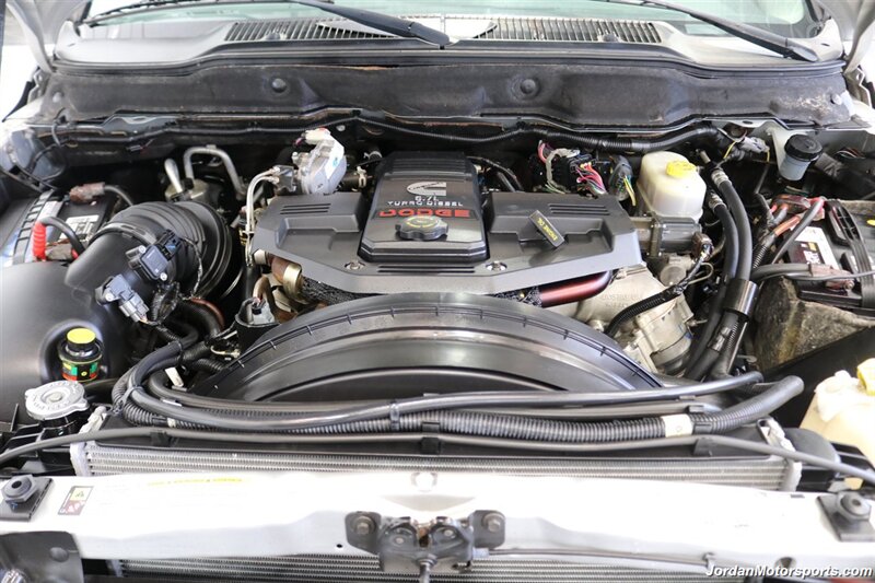 2007 Dodge Ram 2500 SLT 1-OWNER* 6-SPEED MANUAL CUMMINS 6.7L TUNED* 35 "TOYOS W/ 17 " INNOV8 WHEELS* NEW BRAKES-ROTORS-CALIPERS-AC RECHARGE-COOLANT FLUSH-BRAKE FLUID* HEATED LEATHER SEATS* 6-PASSENGER* - Photo 12 - Portland, OR 97230