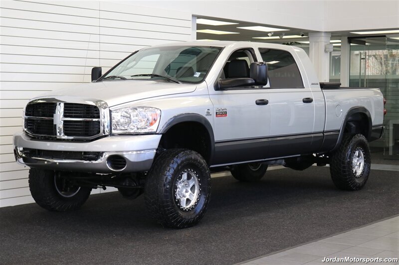 2007 Dodge Ram 2500 SLT 1-OWNER* 6-SPEED MANUAL CUMMINS 6.7L TUNED* 35 "TOYOS W/ 17 " INNOV8 WHEELS* NEW BRAKES-ROTORS-CALIPERS-AC RECHARGE-COOLANT FLUSH-BRAKE FLUID* HEATED LEATHER SEATS* 6-PASSENGER* - Photo 3 - Portland, OR 97230