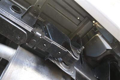 2006 Chevrolet Silverado 2500 LT3  NEVER HAD 5TH WHEEL OR GOOSENECK* LIKE NEW BED - BODY - PAINT - INTERIOR WITH NO ISSUES* NEW 2.5 " LEVELING KIT W/ NEW BILSTEIN 5100 SHOCKS* NEW 33 " FALKEN A/T 4W 10-PLY TIRES* FRESH SERVICE - Photo 26 - Portland, OR 97230