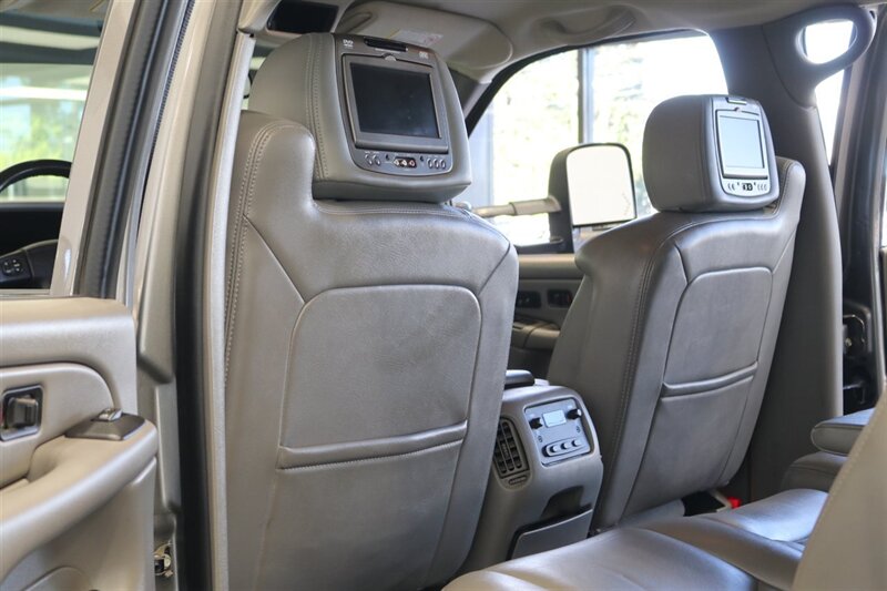 2006 Chevrolet Silverado 2500 LT3  NEVER HAD 5TH WHEEL OR GOOSENECK* LIKE NEW BED - BODY - PAINT - INTERIOR WITH NO ISSUES* NEW 2.5 " LEVELING KIT W/ NEW BILSTEIN 5100 SHOCKS* NEW 33 " FALKEN A/T 4W 10-PLY TIRES* FRESH SERVICE - Photo 84 - Portland, OR 97230