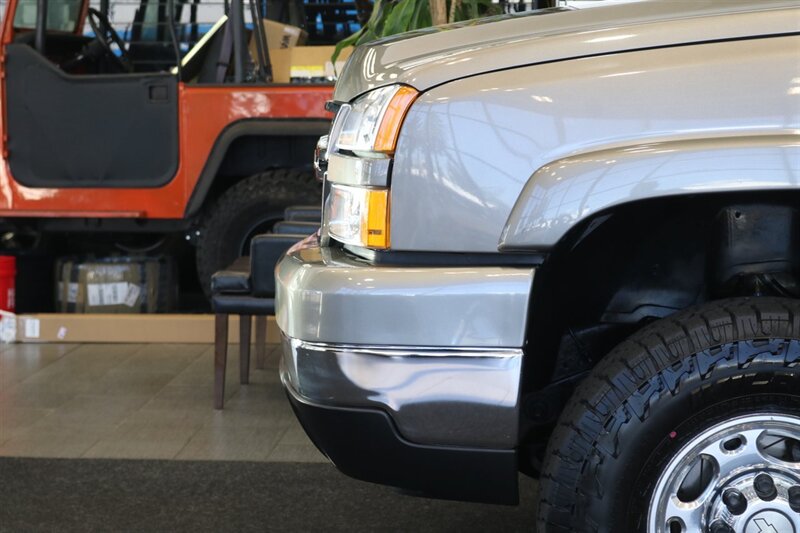 2006 Chevrolet Silverado 2500 LT3  NEVER HAD 5TH WHEEL OR GOOSENECK* LIKE NEW BED - BODY - PAINT - INTERIOR WITH NO ISSUES* NEW 2.5 " LEVELING KIT W/ NEW BILSTEIN 5100 SHOCKS* NEW 33 " FALKEN A/T 4W 10-PLY TIRES* FRESH SERVICE - Photo 50 - Portland, OR 97230