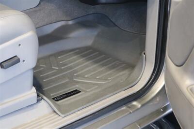 2006 Chevrolet Silverado 2500 LT3  NEVER HAD 5TH WHEEL OR GOOSENECK* LIKE NEW BED - BODY - PAINT - INTERIOR WITH NO ISSUES* NEW 2.5 " LEVELING KIT W/ NEW BILSTEIN 5100 SHOCKS* NEW 33 " FALKEN A/T 4W 10-PLY TIRES* FRESH SERVICE - Photo 87 - Portland, OR 97230