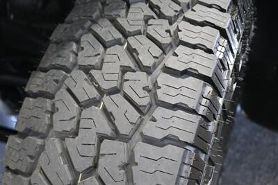 2006 Chevrolet Silverado 2500 LT3  NEVER HAD 5TH WHEEL OR GOOSENECK* LIKE NEW BED - BODY - PAINT - INTERIOR WITH NO ISSUES* NEW 2.5 " LEVELING KIT W/ NEW BILSTEIN 5100 SHOCKS* NEW 33 " FALKEN A/T 4W 10-PLY TIRES* FRESH SERVICE - Photo 45 - Portland, OR 97230