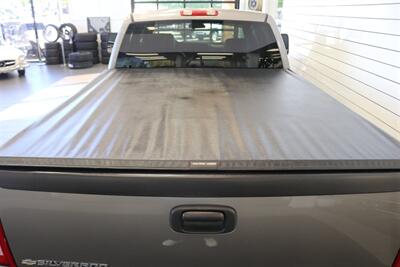 2006 Chevrolet Silverado 2500 LT3  NEVER HAD 5TH WHEEL OR GOOSENECK* LIKE NEW BED - BODY - PAINT - INTERIOR WITH NO ISSUES* NEW 2.5 " LEVELING KIT W/ NEW BILSTEIN 5100 SHOCKS* NEW 33 " FALKEN A/T 4W 10-PLY TIRES* FRESH SERVICE - Photo 62 - Portland, OR 97230