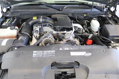 2006 Chevrolet Silverado 2500 LT3  NEVER HAD 5TH WHEEL OR GOOSENECK* LIKE NEW BED - BODY - PAINT - INTERIOR WITH NO ISSUES* NEW 2.5 " LEVELING KIT W/ NEW BILSTEIN 5100 SHOCKS* NEW 33 " FALKEN A/T 4W 10-PLY TIRES* FRESH SERVICE - Photo 14 - Portland, OR 97230