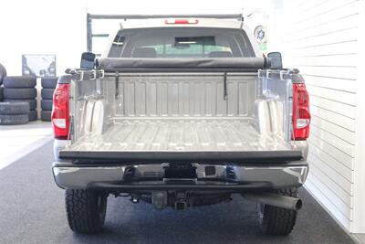 2006 Chevrolet Silverado 2500 LT3  NEVER HAD 5TH WHEEL OR GOOSENECK* LIKE NEW BED - BODY - PAINT - INTERIOR WITH NO ISSUES* NEW 2.5 " LEVELING KIT W/ NEW BILSTEIN 5100 SHOCKS* NEW 33 " FALKEN A/T 4W 10-PLY TIRES* FRESH SERVICE - Photo 15 - Portland, OR 97230