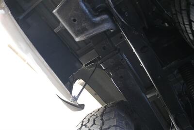 2006 Chevrolet Silverado 2500 LT3  NEVER HAD 5TH WHEEL OR GOOSENECK* LIKE NEW BED - BODY - PAINT - INTERIOR WITH NO ISSUES* NEW 2.5 " LEVELING KIT W/ NEW BILSTEIN 5100 SHOCKS* NEW 33 " FALKEN A/T 4W 10-PLY TIRES* FRESH SERVICE - Photo 31 - Portland, OR 97230