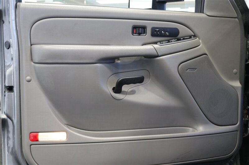 2006 Chevrolet Silverado 2500 LT3  NEVER HAD 5TH WHEEL OR GOOSENECK* LIKE NEW BED - BODY - PAINT - INTERIOR WITH NO ISSUES* NEW 2.5 " LEVELING KIT W/ NEW BILSTEIN 5100 SHOCKS* NEW 33 " FALKEN A/T 4W 10-PLY TIRES* FRESH SERVICE - Photo 64 - Portland, OR 97230