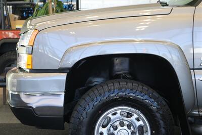 2006 Chevrolet Silverado 2500 LT3  NEVER HAD 5TH WHEEL OR GOOSENECK* LIKE NEW BED - BODY - PAINT - INTERIOR WITH NO ISSUES* NEW 2.5 " LEVELING KIT W/ NEW BILSTEIN 5100 SHOCKS* NEW 33 " FALKEN A/T 4W 10-PLY TIRES* FRESH SERVICE - Photo 52 - Portland, OR 97230