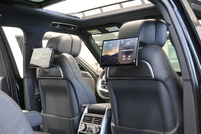 2025 Land Rover Range Rover P530 Autobiography L 1-OWNER* LONG WHEEL BASE* 3RD ROW SEAT* CERAMIC COATED* CERAMIC TINT* 2-KEYS* ALL BOOKS* 0-ACCIDENTS* 100% ALL ORIGINAL LOCAL TRADE - Photo 20 - Portland, OR 97230