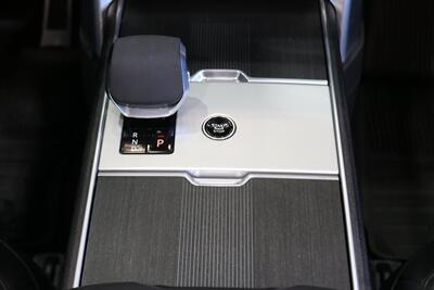 2025 Land Rover Range Rover P530 Autobiography L 1-OWNER* LONG WHEEL BASE* 3RD ROW SEAT* CERAMIC COATED* CERAMIC TINT* 2-KEYS* ALL BOOKS* 0-ACCIDENTS* 100% ALL ORIGINAL LOCAL TRADE - Photo 33 - Portland, OR 97230