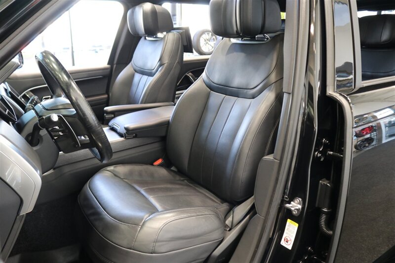 2025 Land Rover Range Rover P530 Autobiography L 1-OWNER* LONG WHEEL BASE* 3RD ROW SEAT* CERAMIC COATED* CERAMIC TINT* 2-KEYS* ALL BOOKS* 0-ACCIDENTS* 100% ALL ORIGINAL LOCAL TRADE - Photo 14 - Portland, OR 97230
