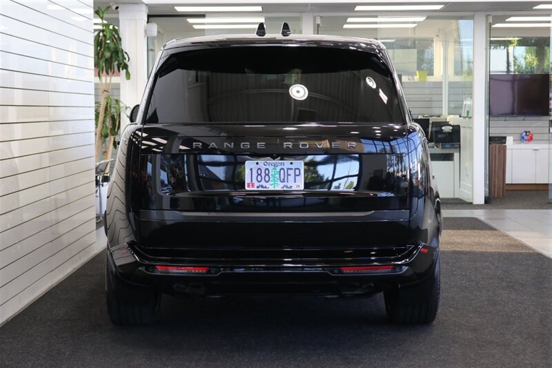 2025 Land Rover Range Rover P530 Autobiography L 1-OWNER* LONG WHEEL BASE* 3RD ROW SEAT* CERAMIC COATED* CERAMIC TINT* 2-KEYS* ALL BOOKS* 0-ACCIDENTS* 100% ALL ORIGINAL LOCAL TRADE - Photo 9 - Portland, OR 97230