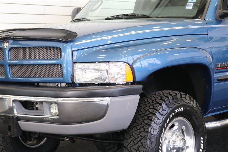 2002 Dodge Ram 2500 SLT Plus  83k MILES ONLY* 100% RUST FREE* NEW 33 " BFG KO3 10-PLYs* LINEX BED LINER* PAINT MATCHED FENDER FLARES* 0-ACCIDENTS* NEW BRAKES-ROTORS-CALIPERS-FLUIDS-FILTERS* ALL BOOKS & KEYS - Photo 12 - Portland, OR 97230