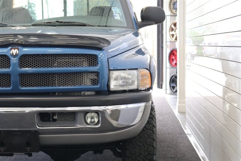 2002 Dodge Ram 2500 SLT Plus  83k MILES ONLY* 100% RUST FREE* NEW 33 " BFG KO3 10-PLYs* LINEX BED LINER* PAINT MATCHED FENDER FLARES* 0-ACCIDENTS* NEW BRAKES-ROTORS-CALIPERS-FLUIDS-FILTERS* ALL BOOKS & KEYS - Photo 62 - Portland, OR 97230